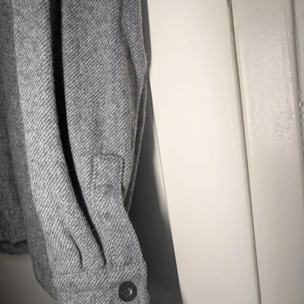 Woolrich Men's Gray Herringbone Shirt Jacket